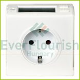 Fogyasztásmérő digitális, köztes csatlakozóaljzat formában 0786H